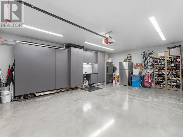 3430 Camelback Drive, Kelowna, BC, V1X 8A8 - 47
