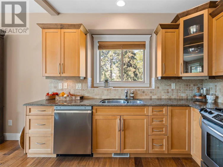 2967 Mcculloch Road, Kelowna, BC, V1W 4A5 - 10