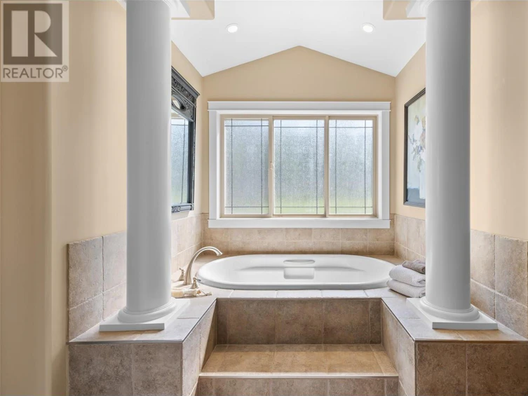 2967 Mcculloch Road, Kelowna, BC, V1W 4A5 - 31
