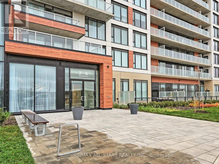 124-2 David Eyer Road, Richmond Hill, ON, L4S 0N6 - 2