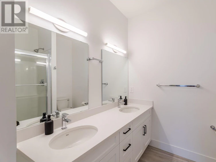 110-3362 Skaha Lake Road, Penticton, BC, V2A 0J4 - 17