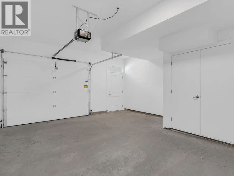 112-5300 Main Street, Kelowna, BC, V1W 0C1 - 33