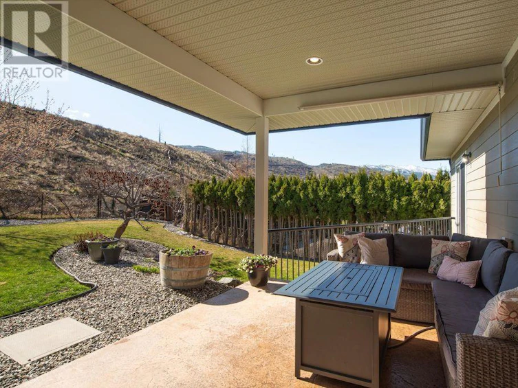 812 Kuipers Crescent, Kelowna, BC, V1W 5C9 - 4