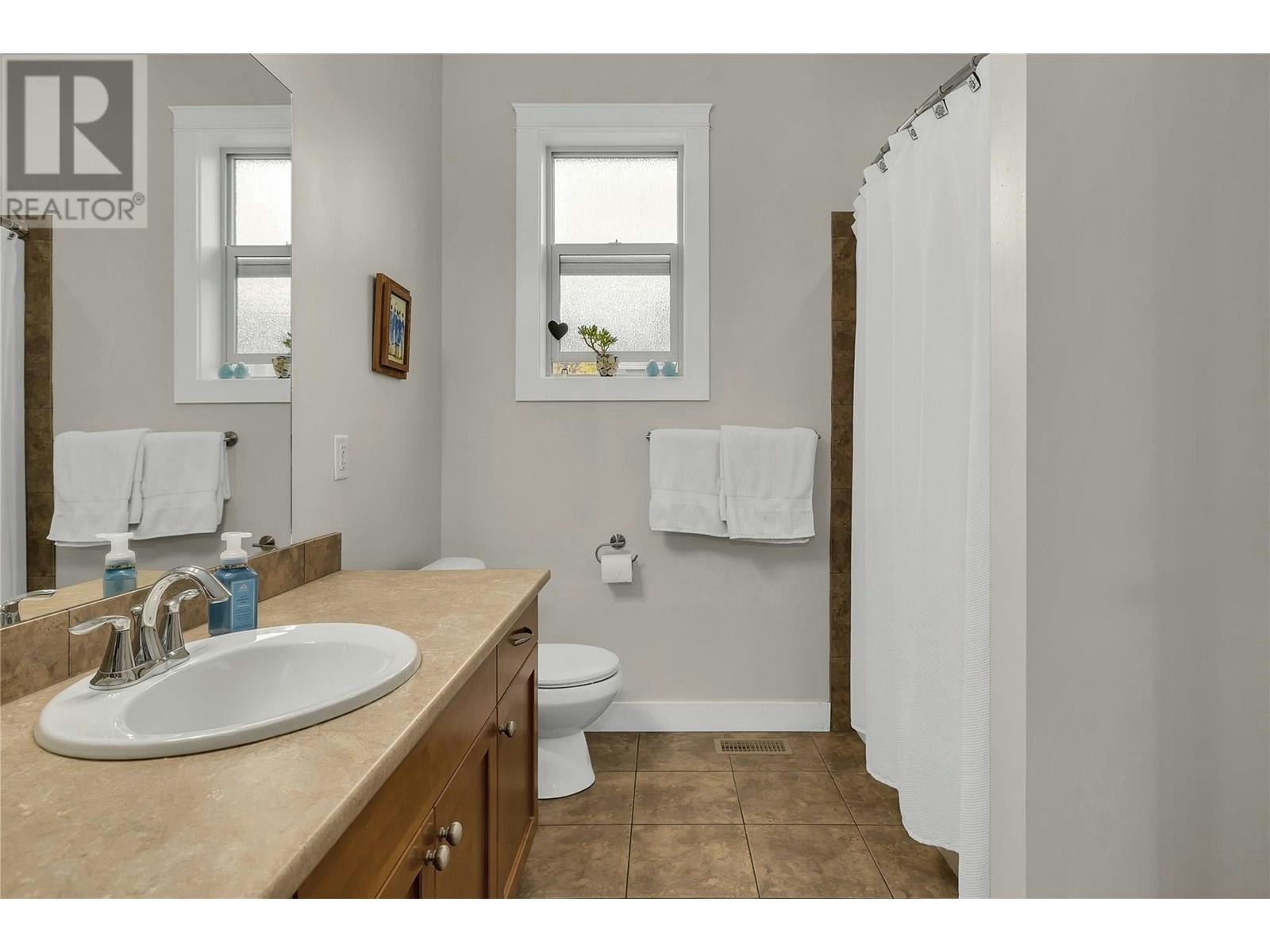 737 Kuipers Crescent, Kelowna, BC, V1W 5H4 - 23
