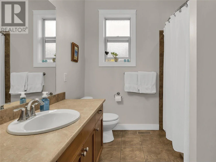 737 Kuipers Crescent, Kelowna, BC, V1W 5H4 - 23