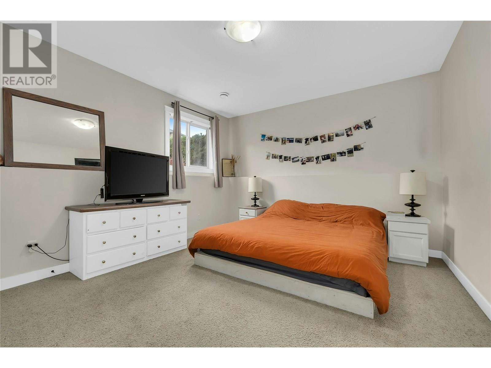 737 Kuipers Crescent, Kelowna, BC, V1W 5H4 - 38