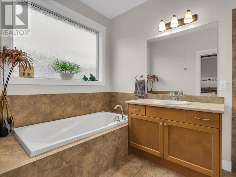 737 Kuipers Crescent, Kelowna, BC, V1W 5H4 - 19