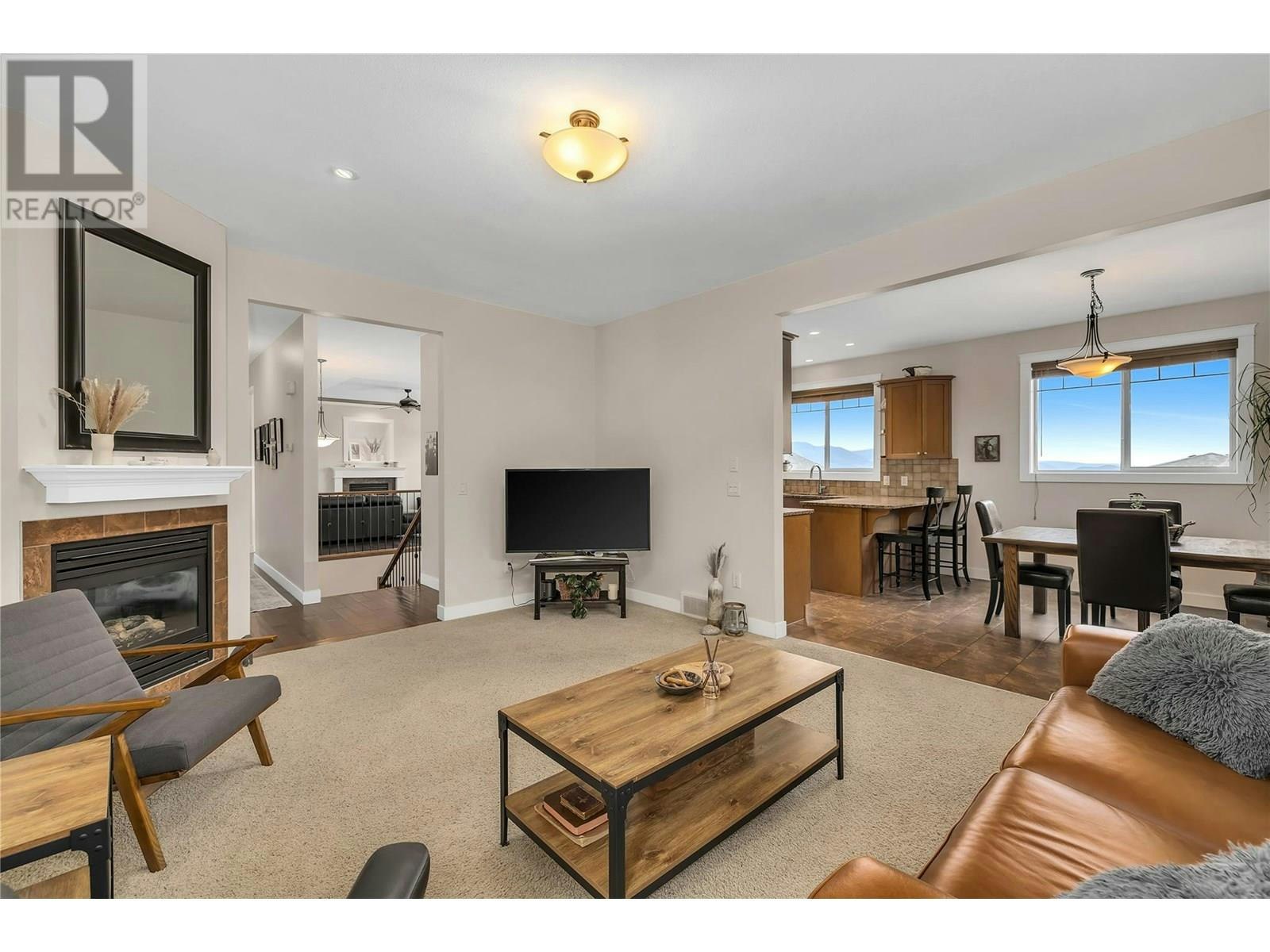 737 Kuipers Crescent, Kelowna, BC, V1W 5H4 - 5