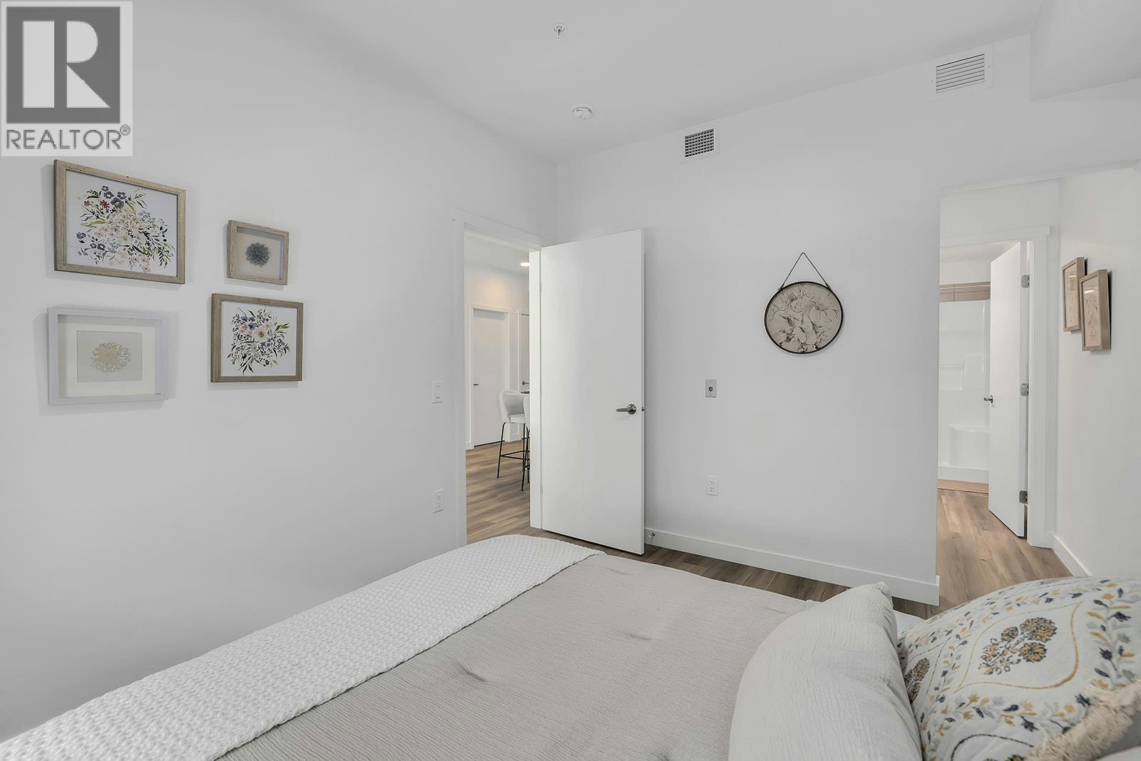 305-1057 Frost Road, Kelowna, BC, V1W 0G7 - 20