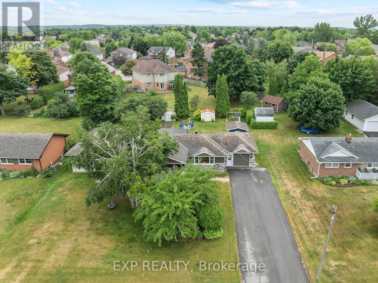 111-A Church Street, Georgina, ON, L4P 1J4 - 2