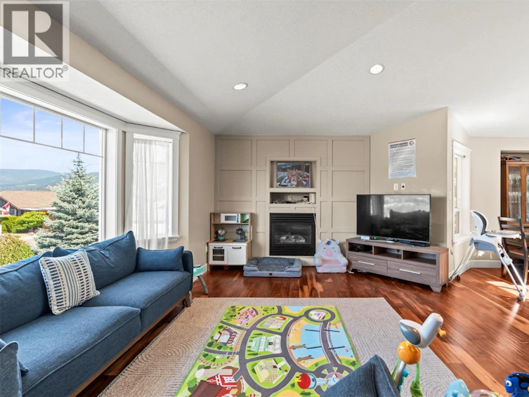 901 Mt Grady Road, Vernon, BC, V1B 4B6 - 4