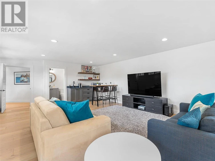 3558 Spiers Road, Kelowna, BC, V1W 4A8 - 51