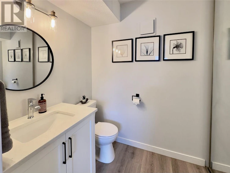 203-84 Van Horne Street, Penticton, BC, V2A 4J8 - 12