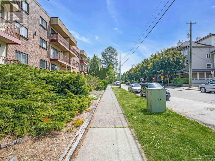 2275 Atkins Avenue, Port Coquitlam, BC, V3C 1Y5 - 3