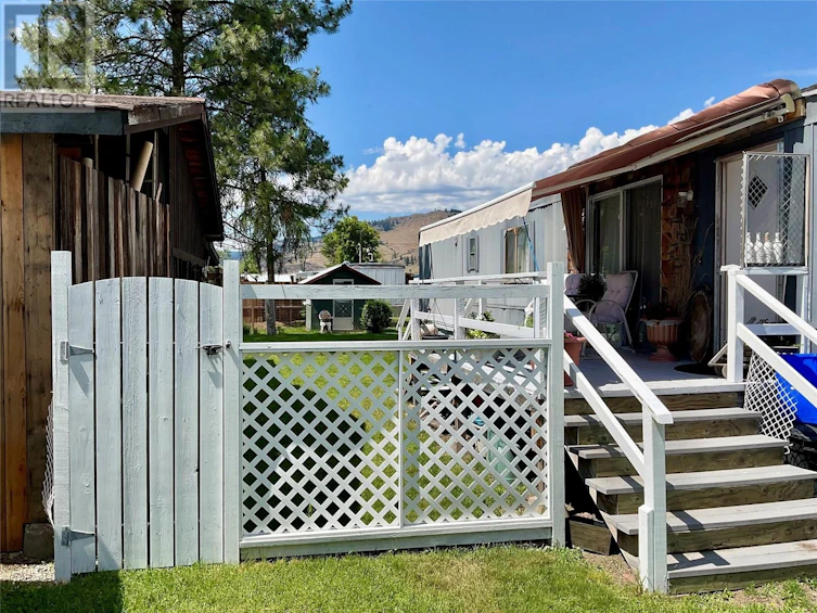 6D-925 Thirteenth Avenue, Midway, BC, V0H 1M0 - 3