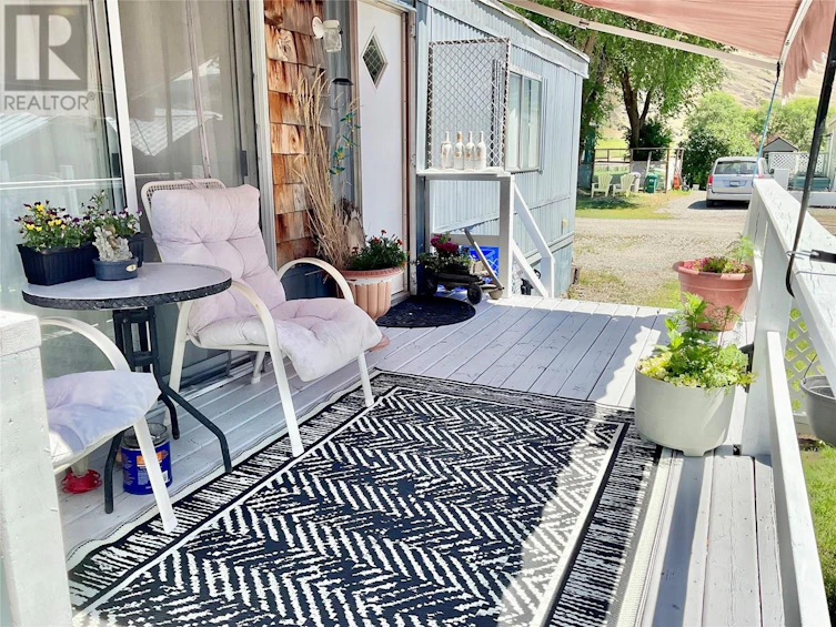 6D-925 Thirteenth Avenue, Midway, BC, V0H 1M0 - 5