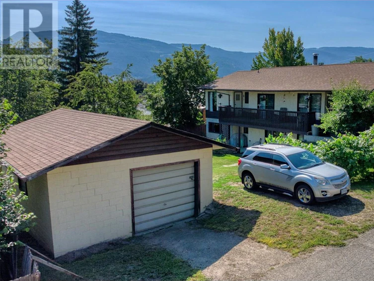 813 Cliff Avenue, Enderby, BC, V0E 1V0 - 3