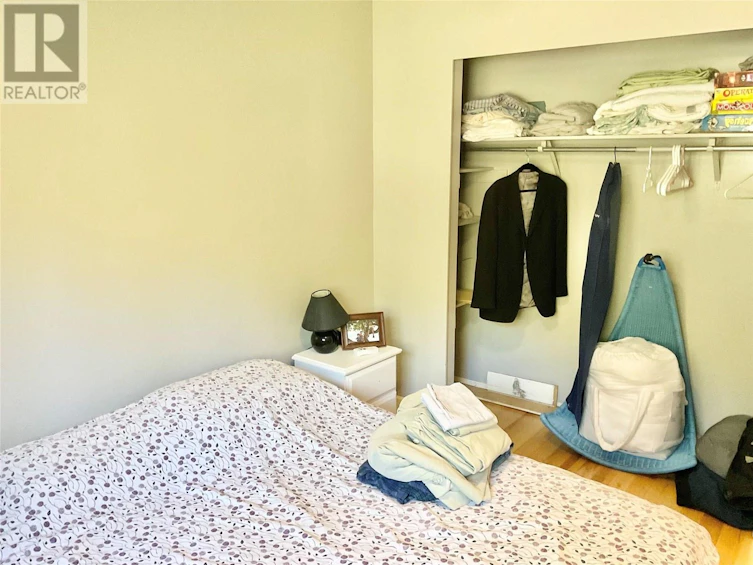 1920 3 Highway, Midway, BC, V0H 1M0 - 51