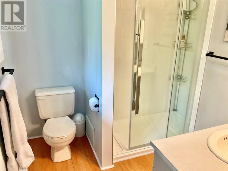 1920 3 Highway, Midway, BC, V0H 1M0 - 56