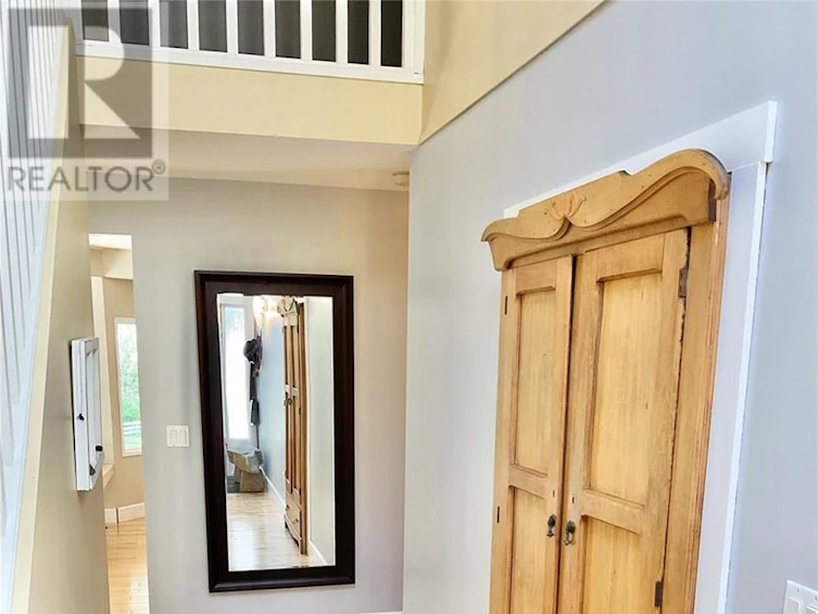 1920 3 Highway, Midway, BC, V0H 1M0 - 24
