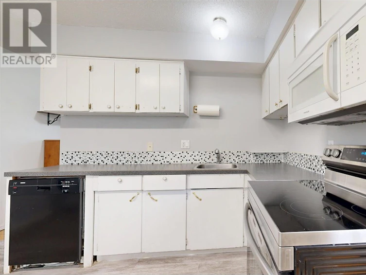 2-565D Birch Avenue, 100 Mile House, BC, V0K 2E0 - 12