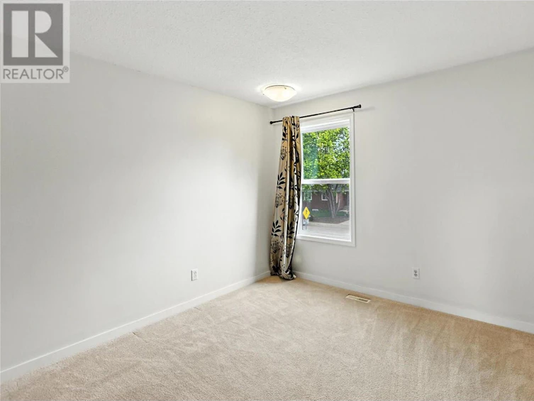 495 Garibaldi Drive, Kamloops, BC, V2E 2B1 - 37
