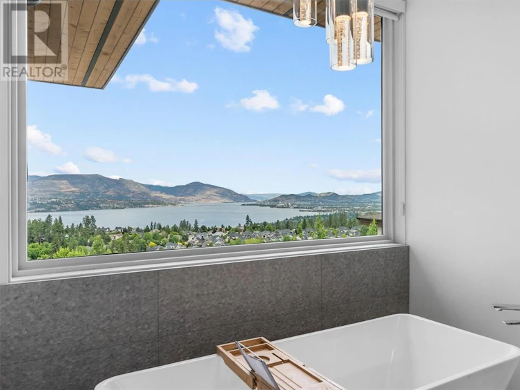 449 Swan Drive, Kelowna, BC, V1W 5L9 - 52