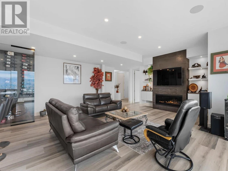 449 Swan Drive, Kelowna, BC, V1W 5L9 - 64