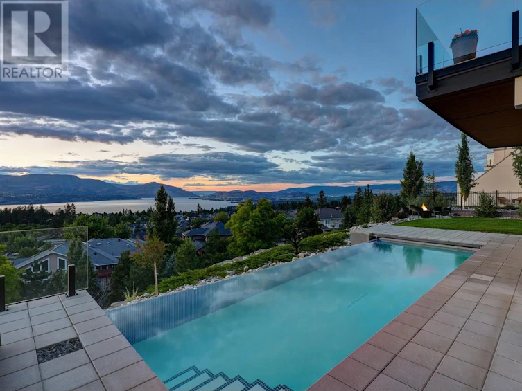 449 Swan Drive, Kelowna, BC, V1W 5L9 - 10