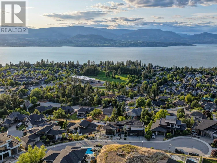 449 Swan Drive, Kelowna, BC, V1W 5L9 - 90