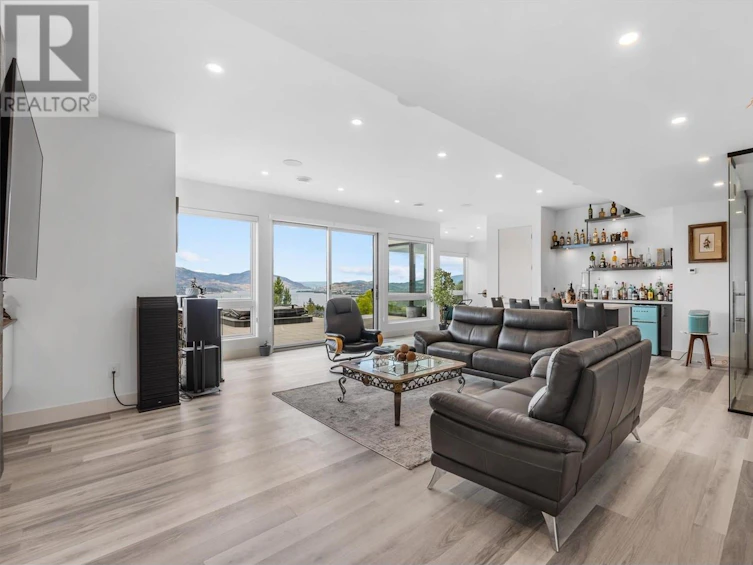 449 Swan Drive, Kelowna, BC, V1W 5L9 - 62
