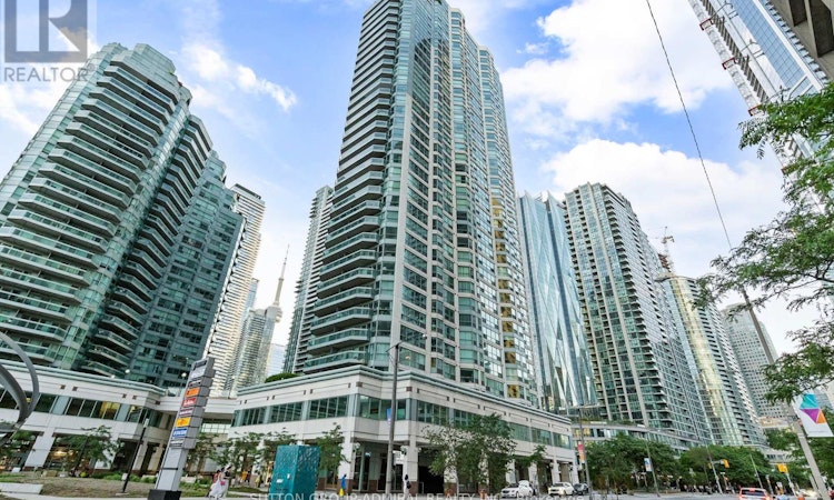 1910-10 Yonge Street