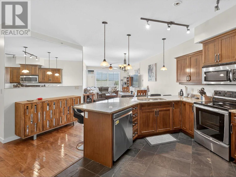 407-3739 Casorso Road, Kelowna, BC, V1W 5E8 - 12