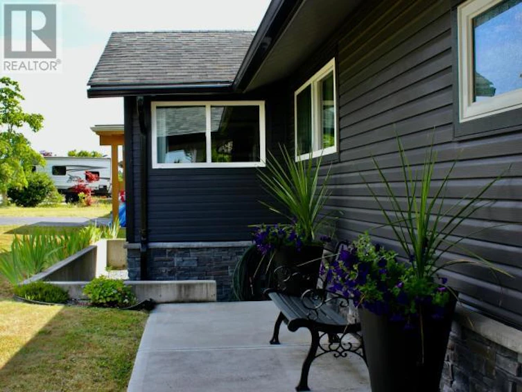 3967 Manitoba Avenue, Powell River, BC, V8A 2W7 - 43