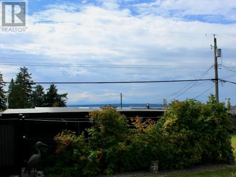 3967 Manitoba Avenue, Powell River, BC, V8A 2W7 - 47