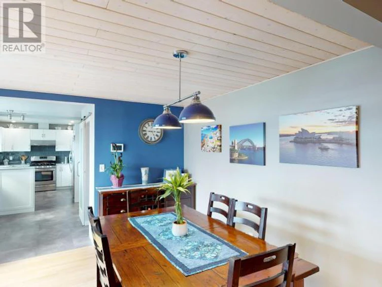 3967 Manitoba Avenue, Powell River, BC, V8A 2W7 - 5