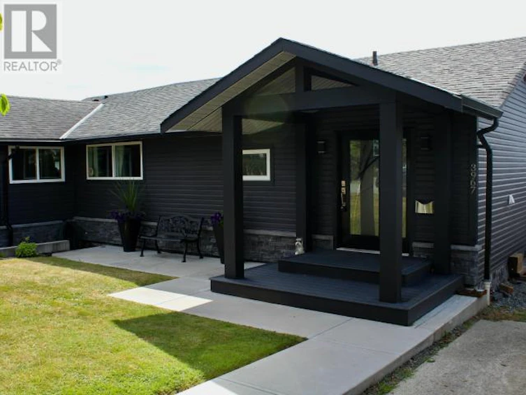 3967 Manitoba Avenue, Powell River, BC, V8A 2W7 - 37