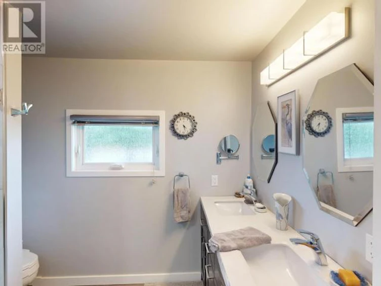 3967 Manitoba Avenue, Powell River, BC, V8A 2W7 - 19