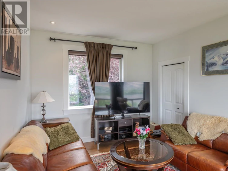 4004 39th Street, Osoyoos, BC, V0H 1V6 - 24