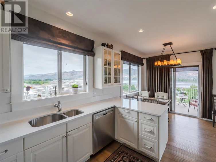 4004 39th Street, Osoyoos, BC, V0H 1V6 - 3