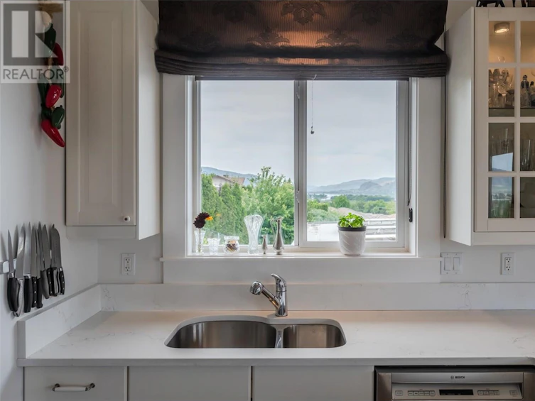 4004 39th Street, Osoyoos, BC, V0H 1V6 - 11