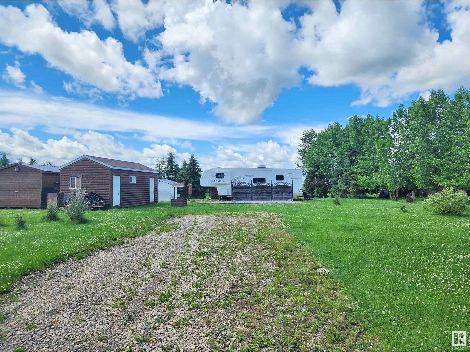 553-461032 13 Highway, Wetaskiwin, AB, T0C 0T0