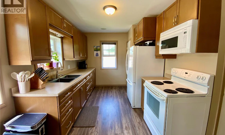 120 3rd Street W