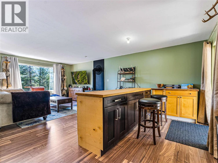 4350 33 Highway, Beaverdell, BC, V0H 1A0 - 11
