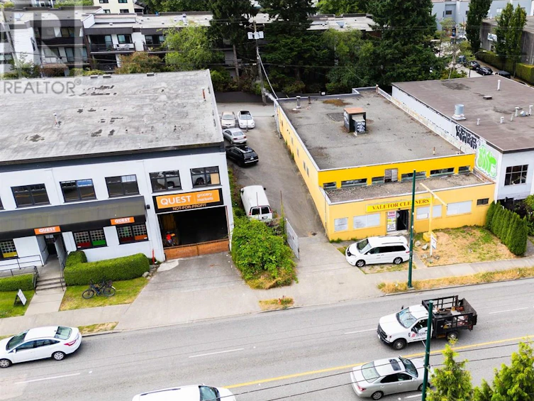 2014 Dundas Street, Vancouver, BC, V5L 1J4 - 3