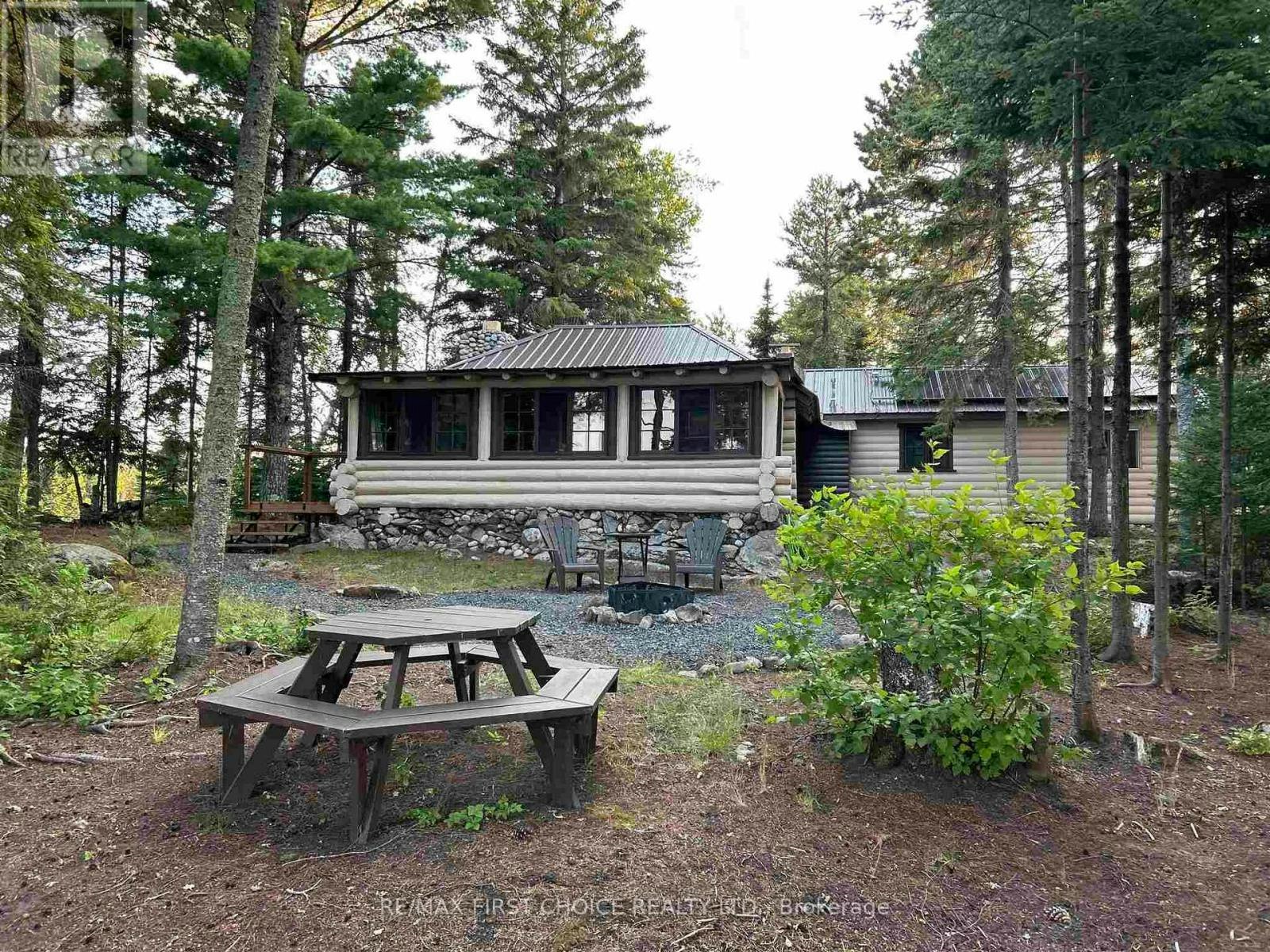 14 Island Canyon Lake, Hamilton, ON, P0V 2V0