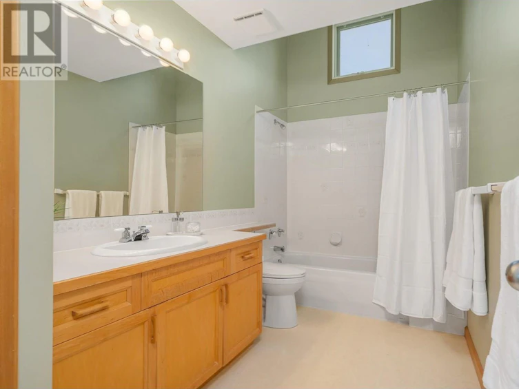 13522 Westkal Road, Coldstream, BC, V1B 1Y5 - 25