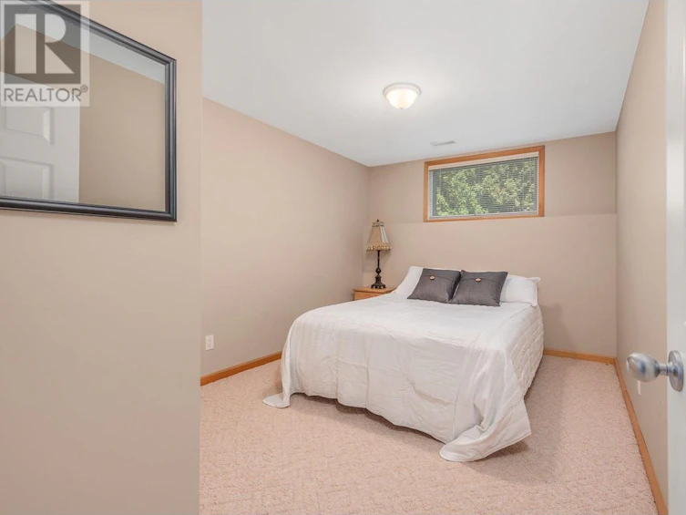 13522 Westkal Road, Coldstream, BC, V1B 1Y5 - 32