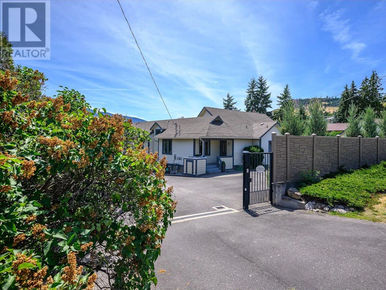 13522 Westkal Road, Coldstream, BC, V1B 1Y5 - 37