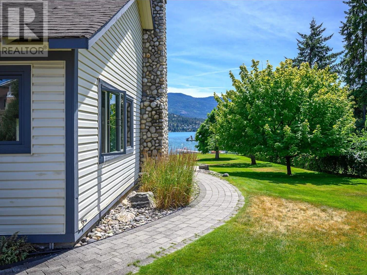 13522 Westkal Road, Coldstream, BC, V1B 1Y5 - 40